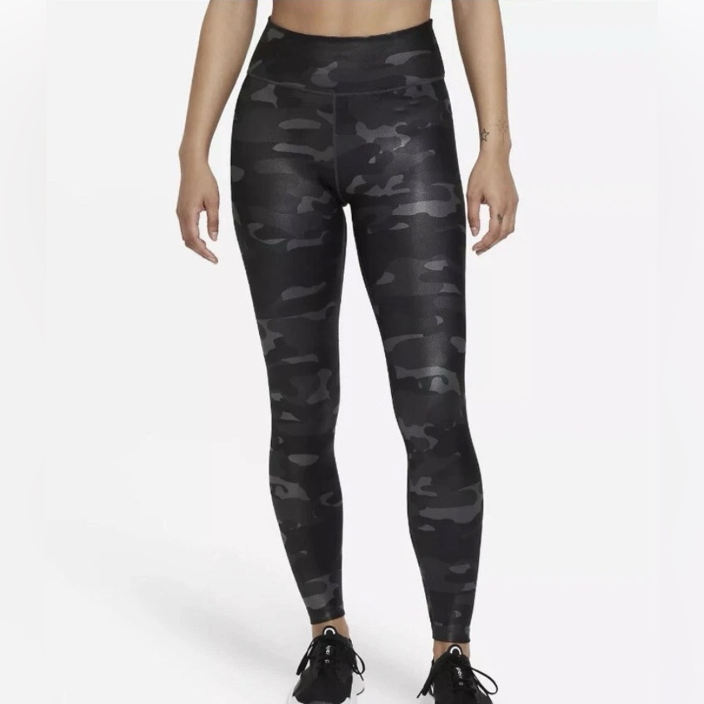 Nike One Women's Dri-FIT Mid-Rise Camo Leggings.